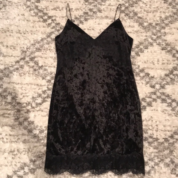 Topshop Dresses & Skirts - Topshop Velvet and Lace mini dress